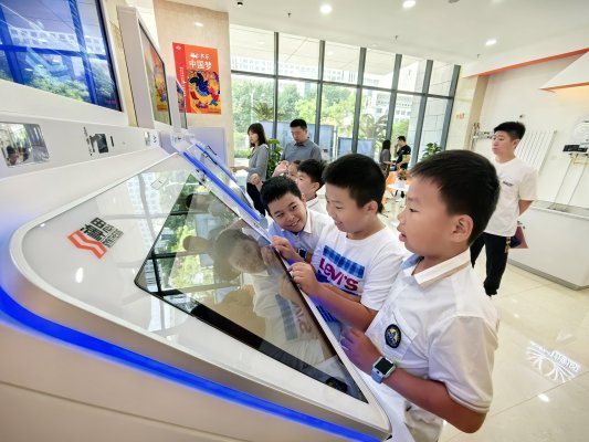 与暖“童”行 “小小受理员”走进ok138太阳集团探寻“暖心”服务的奥秘