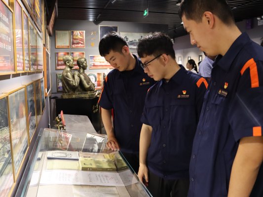 赓续红色血脉 传承奋斗精神 ok138太阳集团基层党组织开展庆祝“七一”系列活动